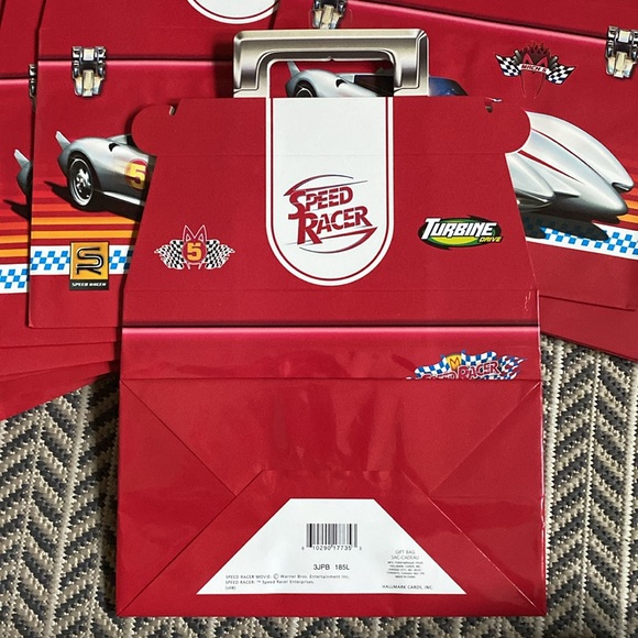 NEW W/TAGS🏁 12 Hallmark Speed Racer “Lunchbox” Gift Bags - Picture 11 of 13